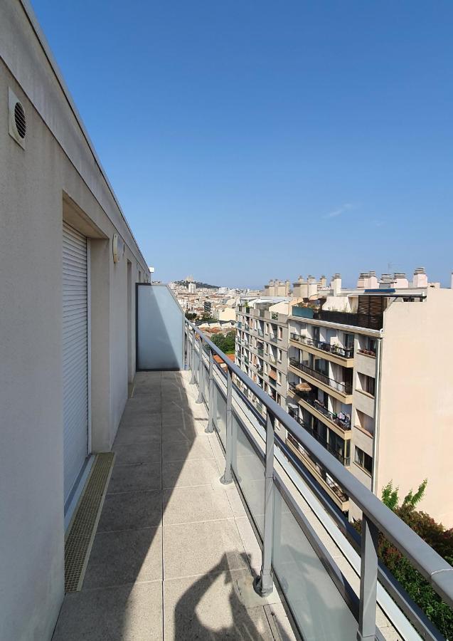 "Chez Marius" Appartement Avec Terrasse Pour 4 Personnes A Marseilles Buitenkant foto